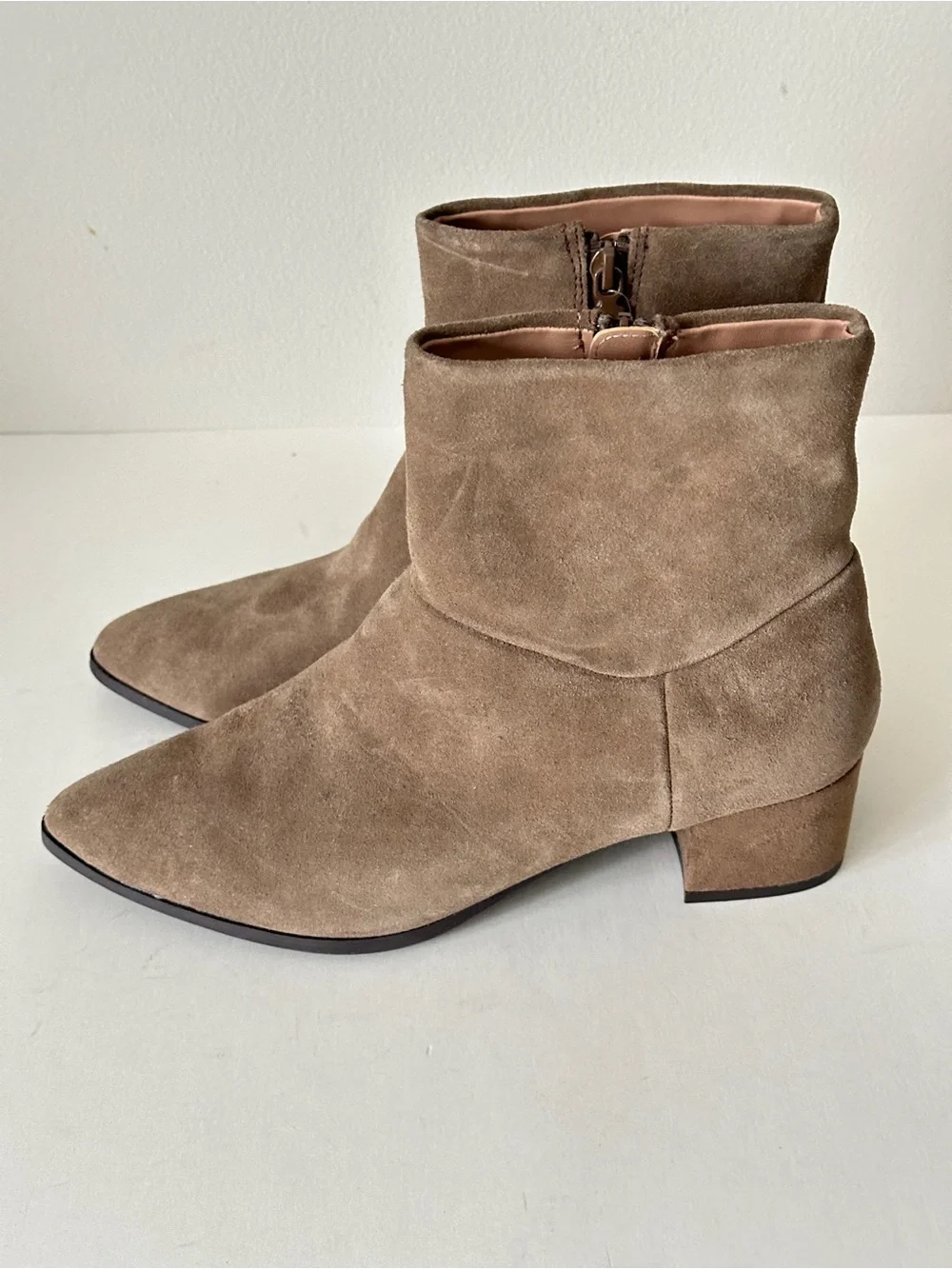 NEW Blondo Arena Taupe Suede Waterproof Ankle Classic Women's Booties, Sz 8.5M